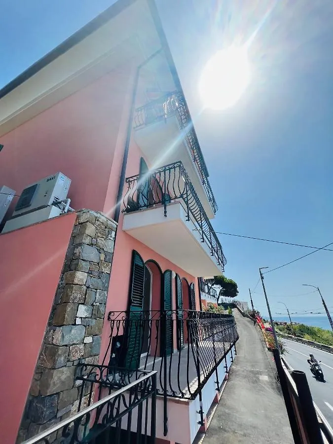Suite Luxury La Brezza 1 - Sanremo Fronte Mare Appartamento